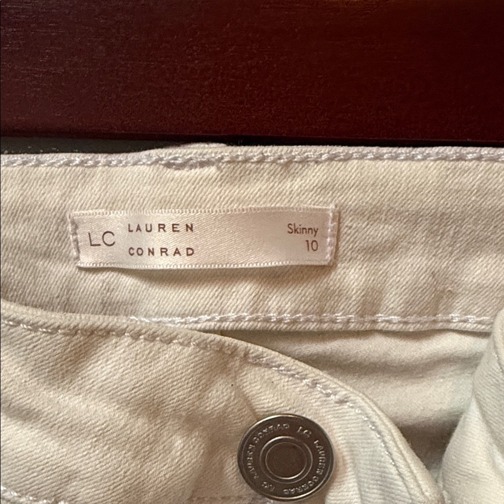 LC Lauren Conrad Off-White Skinny Pants